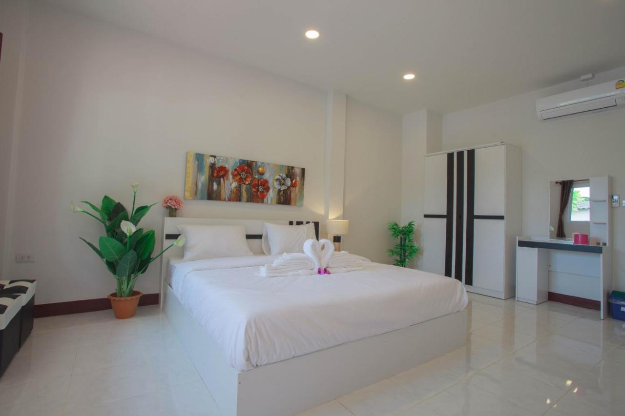 Pantip Boutique Hotel Lamphun Exterior photo